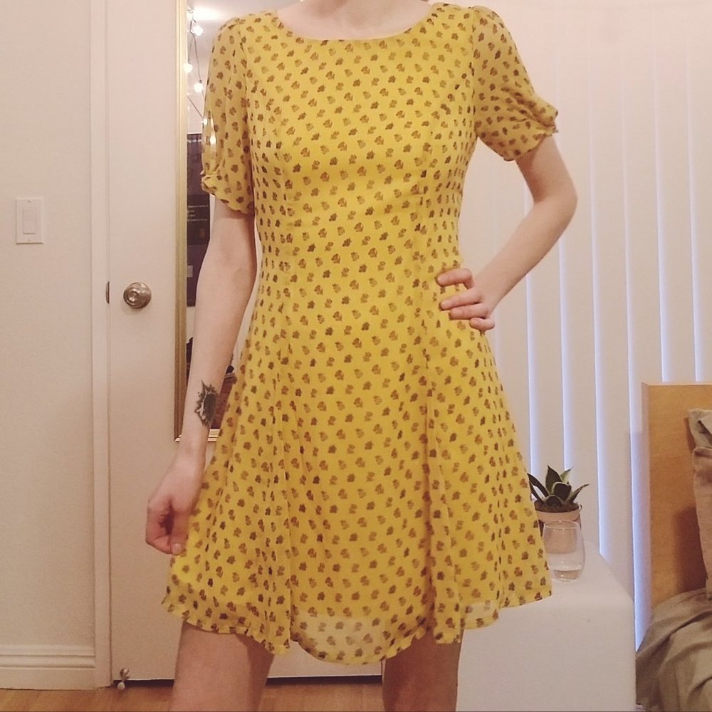 Floral Spring Mini Dress - Picture 2 of 6